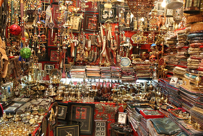 Souq Al Thumairi